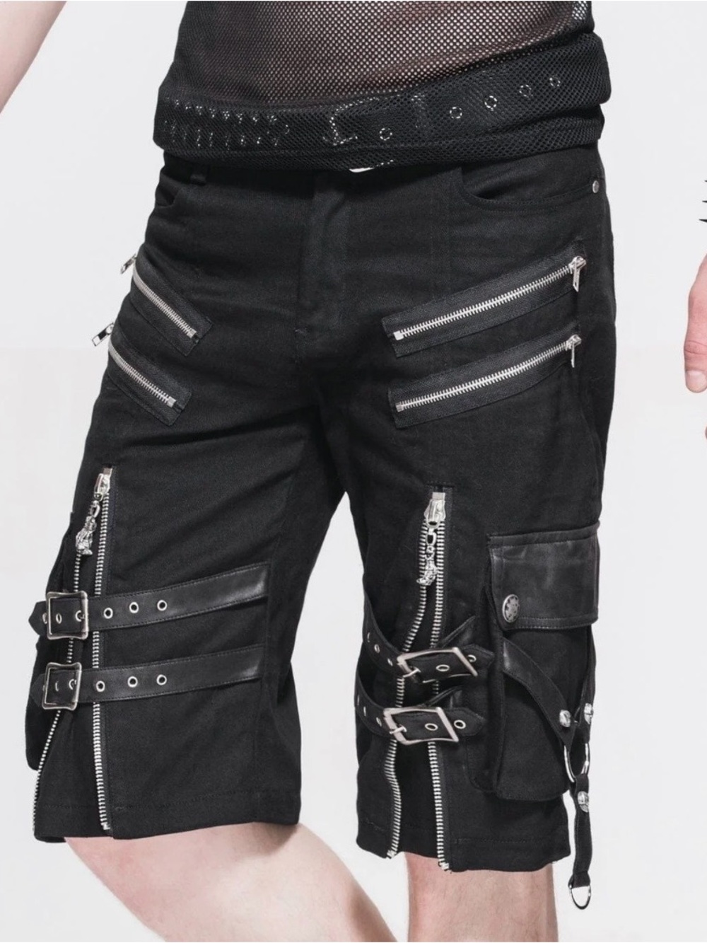 DEVIL FASHION Men's Black Gothic Cargo Shorts with Zippers & Buckles XL NWOT